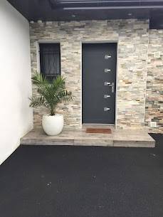 Installation d’une porte blindée pavillonnaire Stylea S à Bayonne
